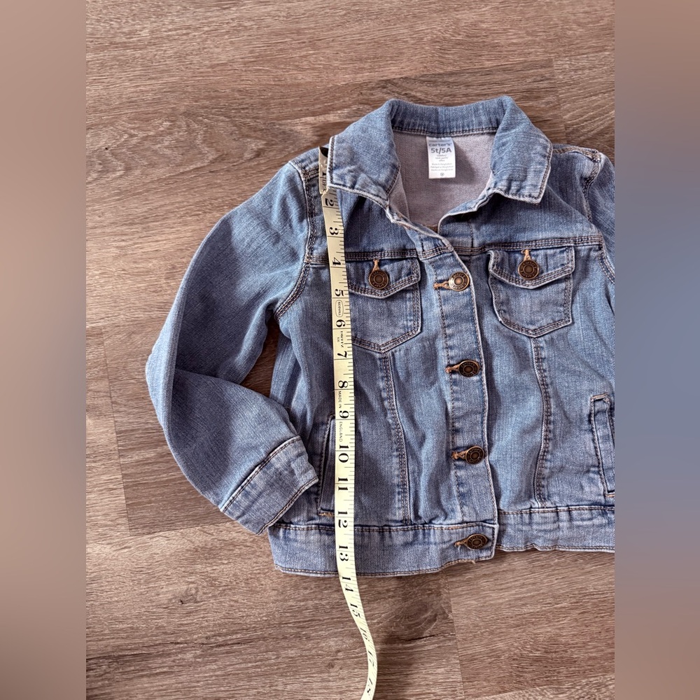 Carters 5T Classic Denim Kids Jacket light wash. Great condition - Picture 4 of 7